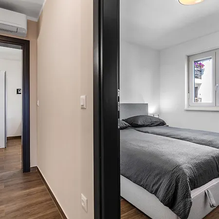 Apartment Sauna & Jacuzzi Rossa - Happy